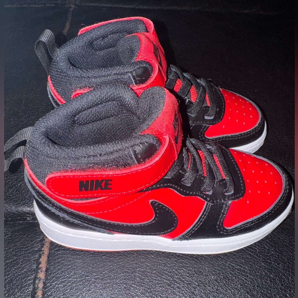 Nike Toddler Sneakers Size 9C